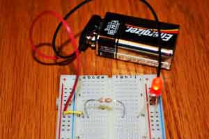 Beginner Electronics Experiments For Kids | Science with Kids.com