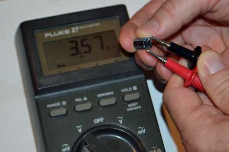 resistor experiment capacitor resistance electrical multimeter testing digital sciencewithkids